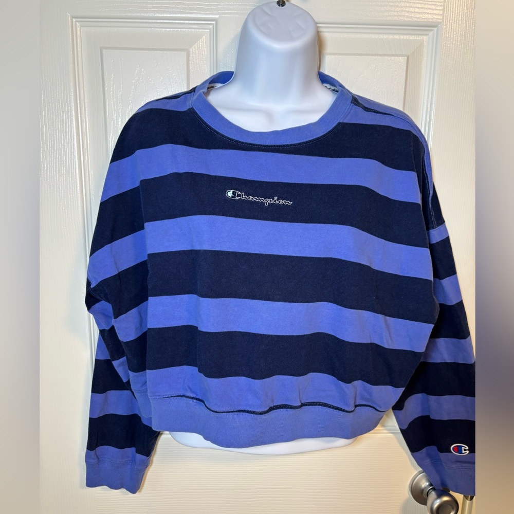 Purplish Blue and Navy Champion crewneck cropped sweatshirt-small
